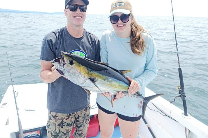 Inshore Fishing off Mal País & Santa Teresa — 4-Hour Coastal Charter photo 2