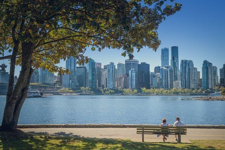 Half-Day Vancouver City Tour & 360° Vancouver Lookout Experience