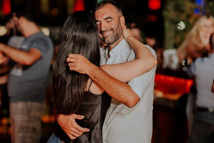 Salsa in Valencia: Private & Group Dance Experience for All Levels photo 5