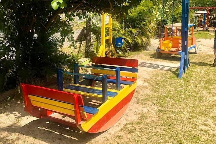 St Maarten Family Deluxe Tour — Beaches, Fort Louis & Local Flavors in One Day photo 4
