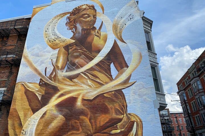 Cincinnati OTR Ghost Walking Tour: Self-Guided Audio Tour of Music Hall & Washington Park
