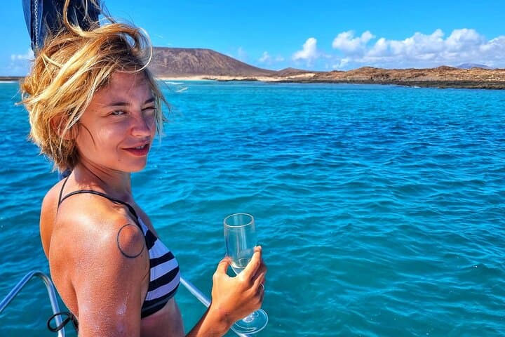 Private Sailing to Lobos Island — 3-Hour Snorkel, SUP & Kayak from Corralejo