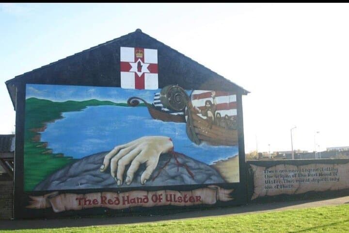 Private Political History & Murals Tour Belfast: Peace Walls, Murals & Troubles Stories photo 6