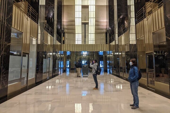 Inside Chicago's Art Deco Interiors: Loop Walking Tour of 1920s Elegance photo 2