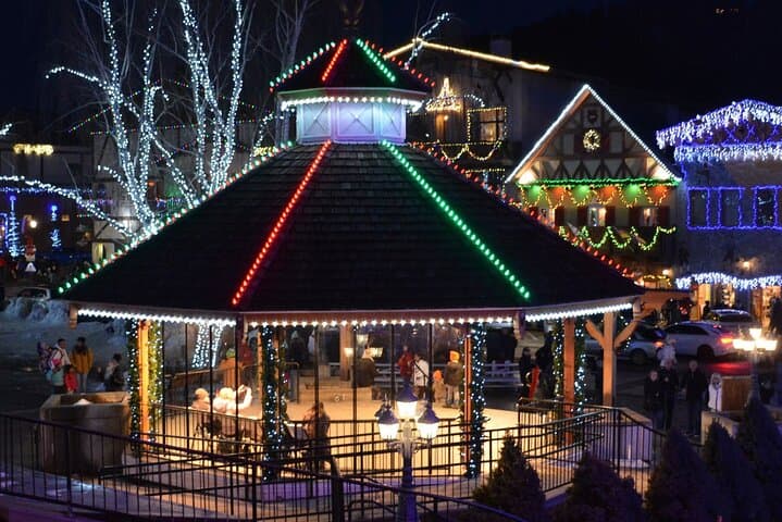 Leavenworth Village of Lights Festival Day Trip from Seattle photo 6