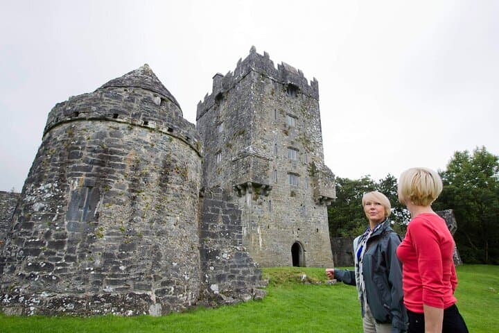 Galway Private Driver Service: Custom Day Trips to Connemara, Aran Islands & Coast photo 2