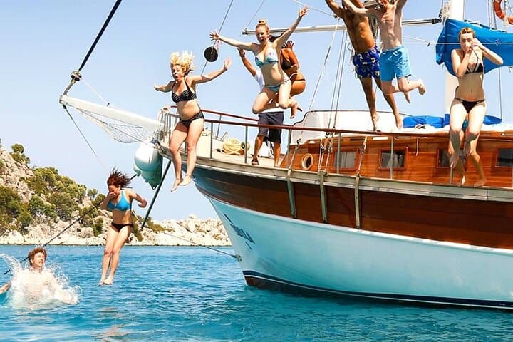 Bodrum Peninsula Lazy Day Boat Trip - 8-Hour Aegean Blue Cruise photo 2