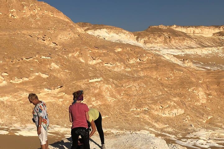 Overnight Private Tour: Bahariya Oasis & Egypt's Black and White Desert photo 2