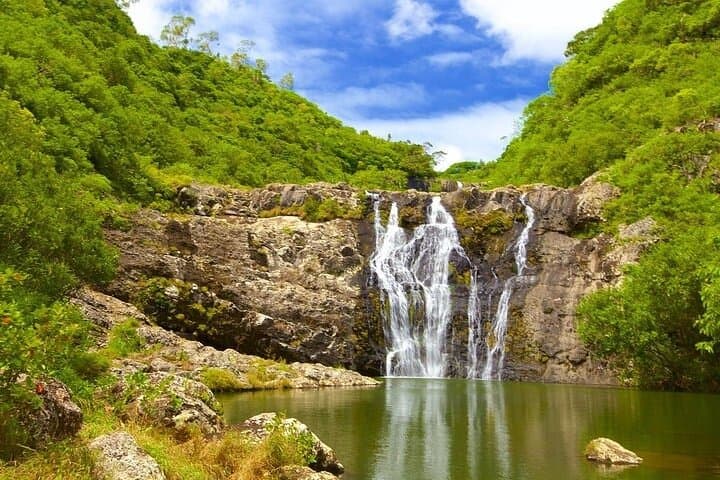 Seven Waterfalls Hike at Tamarind Falls — Full-Day Sept Cascades Adventure photo 3