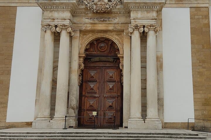 Coimbra Walking Tour: University, Cathedrals & Medieval Streets photo 2