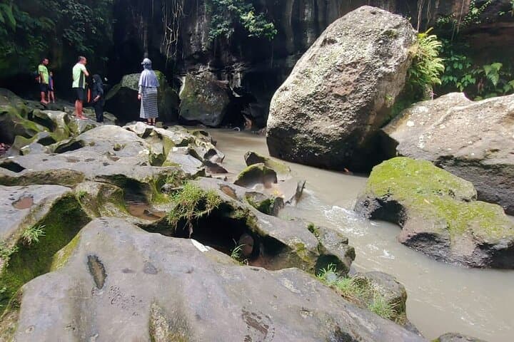 Hidden Canyon Beji River Trek: Private River Trekking with Hotel Pickup in Bali photo 4