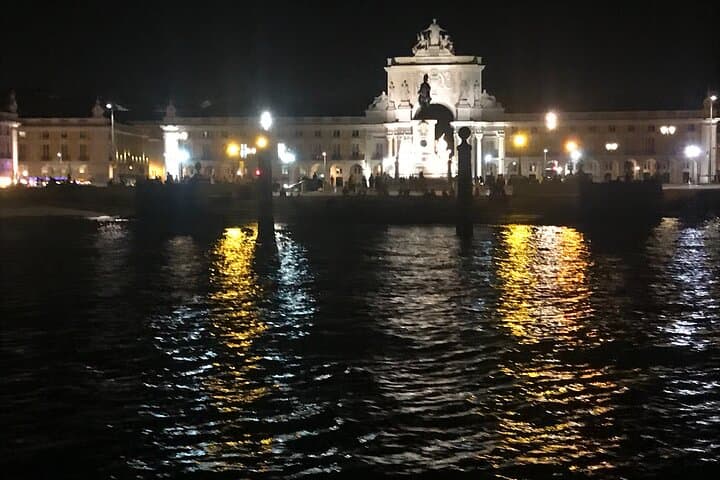 Lisbon New Year's Eve Sail: Fireworks Cruise on the Tagus photo 5