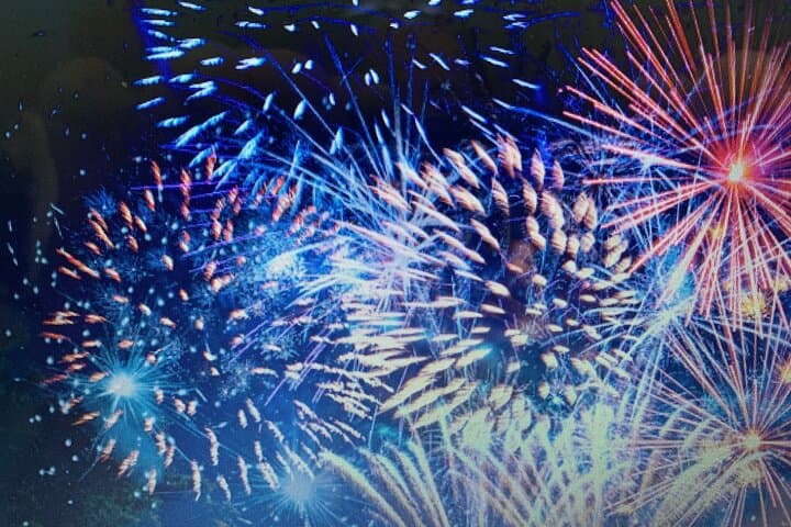 Lisbon New Year's Eve Sail: Fireworks Cruise on the Tagus photo 6