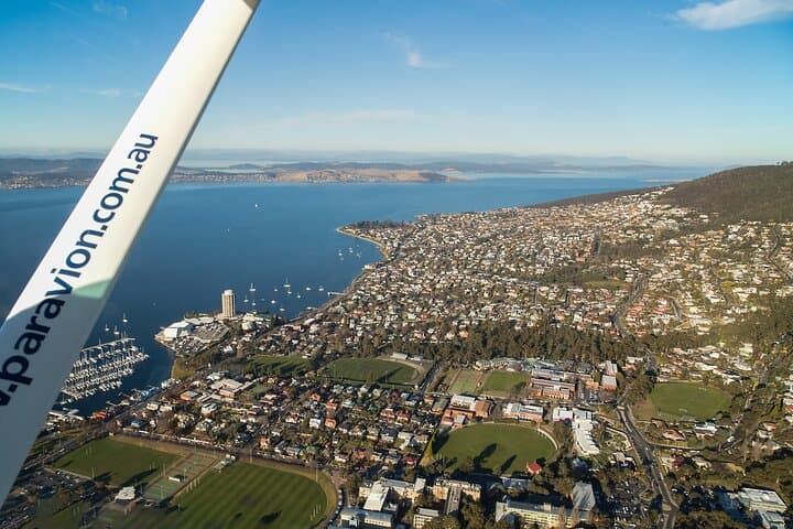 Hobart City Flight: 30-Minute Scenic Flight Over Mt Wellington & the Derwent River photo 5