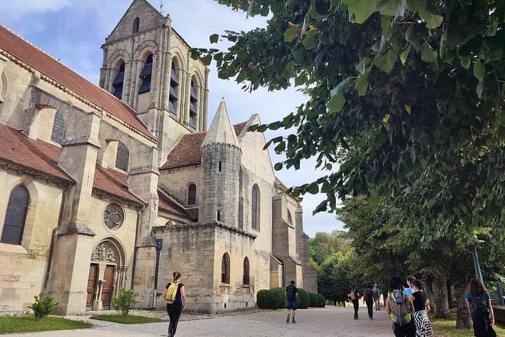 Walk Van Gogh's Landscapes: 6-Mile Hike from Paris to Auvers-sur-Oise