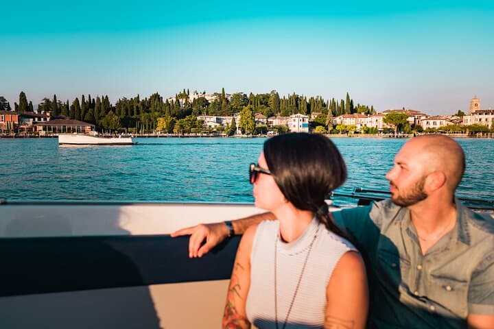 Lake Garda Sunset Cruise from Sirmione: Prosecco, Roman Ruins & Castle Views photo 2
