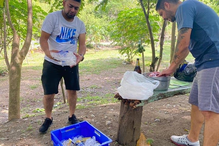 Full-Day Private Riverside Picnic from Medellín — Grill, Swim & River Relaxation photo 5