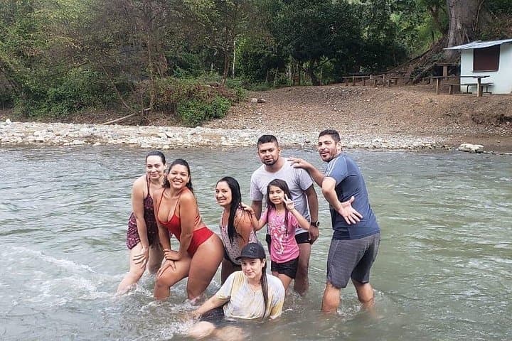 Full-Day Private Riverside Picnic from Medellín — Grill, Swim & River Relaxation photo 3