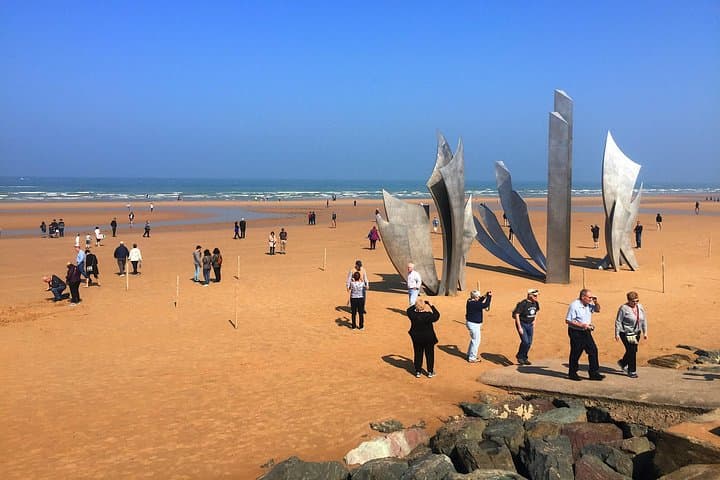 Full-Day Normandy D-Day Beaches Tour: Omaha, Pointe du Hoc & American Cemetery photo 6