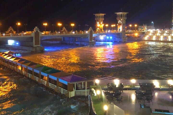 Moonlit Corniche: Private Horse Carriage Night Tour of Alexandria photo 6
