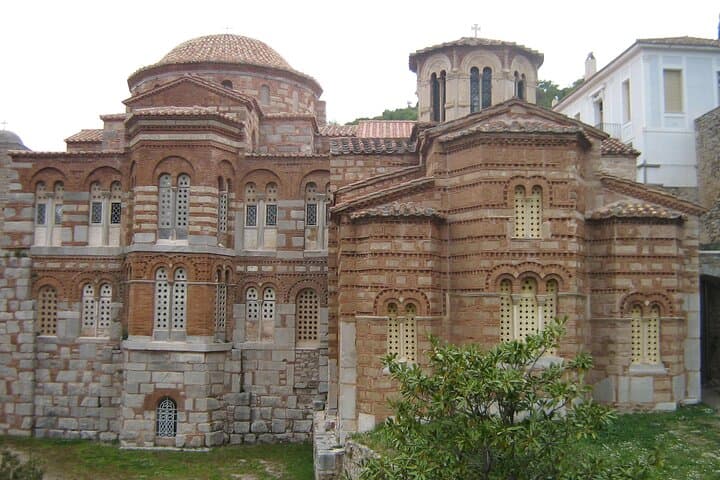 Delphi and Hosios Loukas: Private Day Tour from Athens to Ancient Oracles and Byzantine Mosaics photo 4