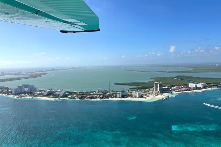 Private Cessna Transfer: Cancun to Cozumel in 30 Minutes photo 6