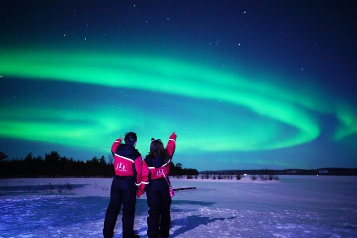 Northern Lights Photography Tour in Rovaniemi — Capture the Aurora with a Pro photo 3