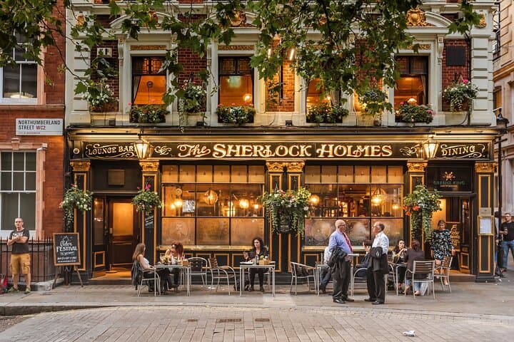 Shoreditch & City Beer Walk: Private Historic Pub Tour with Local Host photo 6