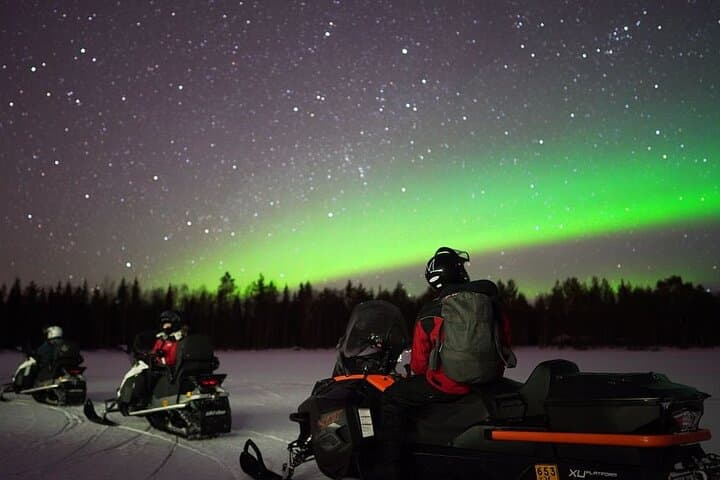 Northern Lights Snowmobile Hunt in Rovaniemi — Arctic Aurora by Snowmobile photo 4