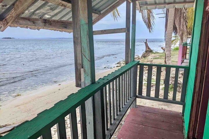 Private Oceanfront Cabin in San Blas: 3-Day Guna Yala Island Escape