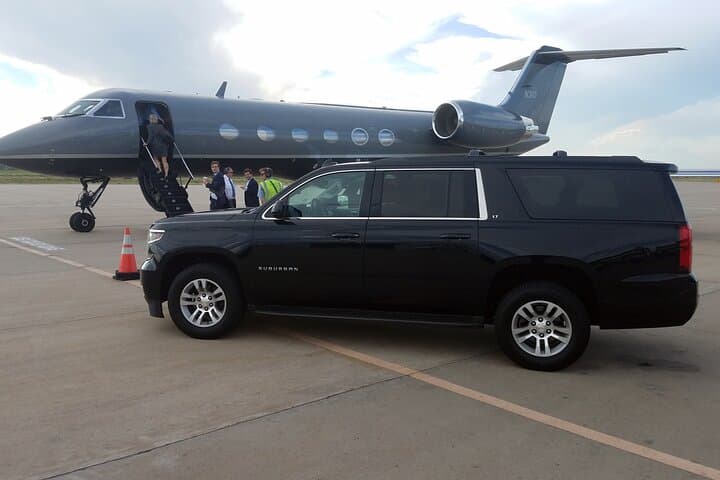 Private Transfer Between Alexandria and Dulles International Airport photo 3