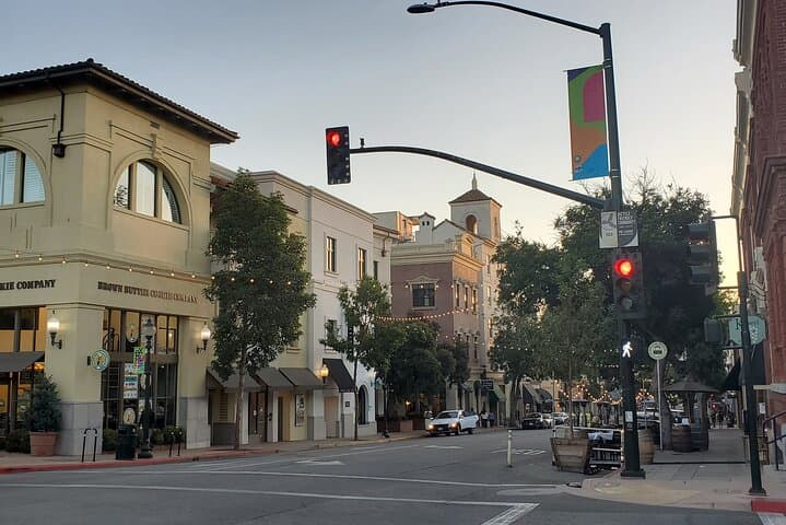 San Luis Obispo Ghost & True Crime Walking Tour — Nighttime History & Haunted Sites
