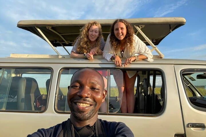 Murchison Falls Guided Safari from Masindi: 2-Day Waterfall Cruise & Wildlife