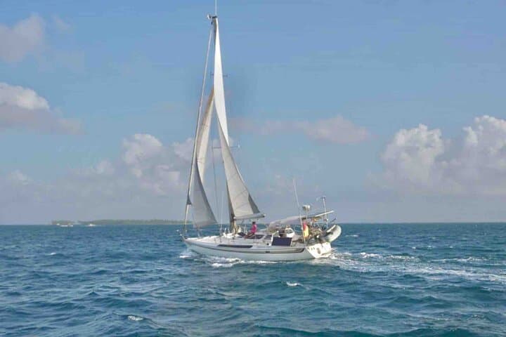 San Blas All-Inclusive Sailing Charter — 2 Day/2 Night Private Cruise photo 2