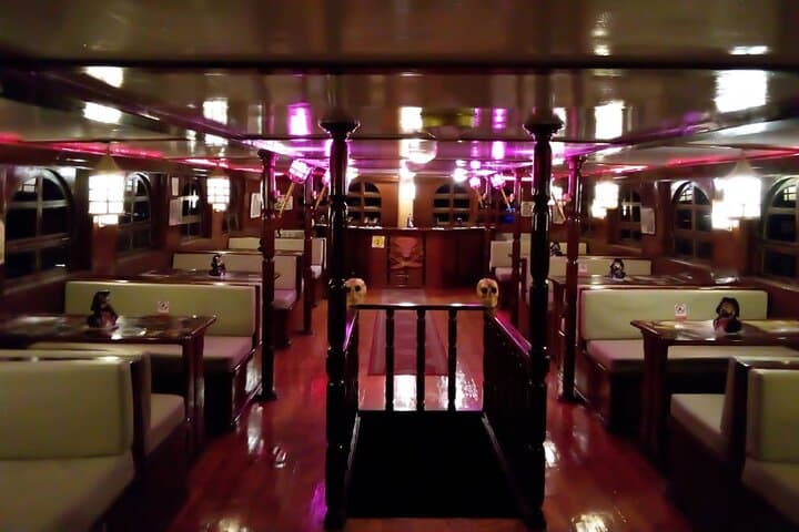Sharm El Sheikh Night Dinner Cruise with Belly Dancer and Seafood Buffet photo 4