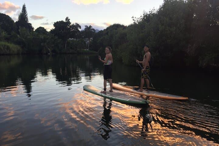 Sunset SUP in Haleiwa: Paddle with Hawaiian Green Sea Turtles at Dusk photo 3
