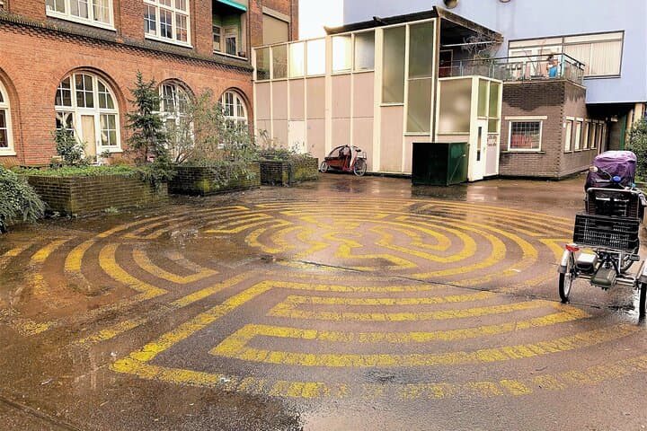 Outside Escape The Hague: Courtyards & Clues Self-Guided Walk (2.5 km) photo 5