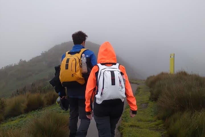 Quito From Above: Cable Car, Columpio del Cielo & Rucu Pichincha Hike photo 2