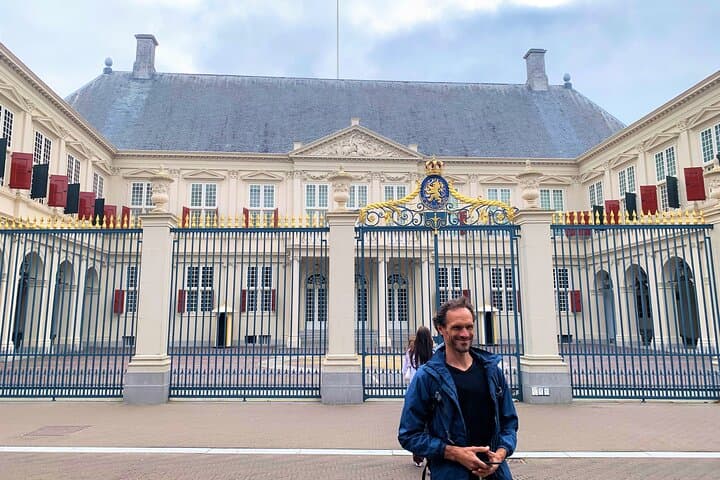 Self-Guided Outside Escape: Solve The Hague's Missing Constitution on a Walking Riddle Tour photo 2