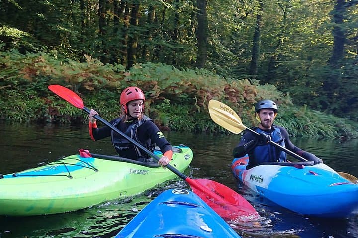 White-Water Kayak Taster on the River Dart near Buckfastleigh photo 3