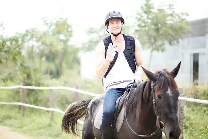 Half-Day Horseback Ride on Mt Mogan: Trails, Tea Houses & Bamboo Groves photo 3