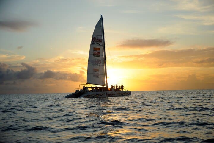 Bubbly Sunset Cruise on St. Maarten’s Golden Coast: Sunset Sail & Open Bar photo 2