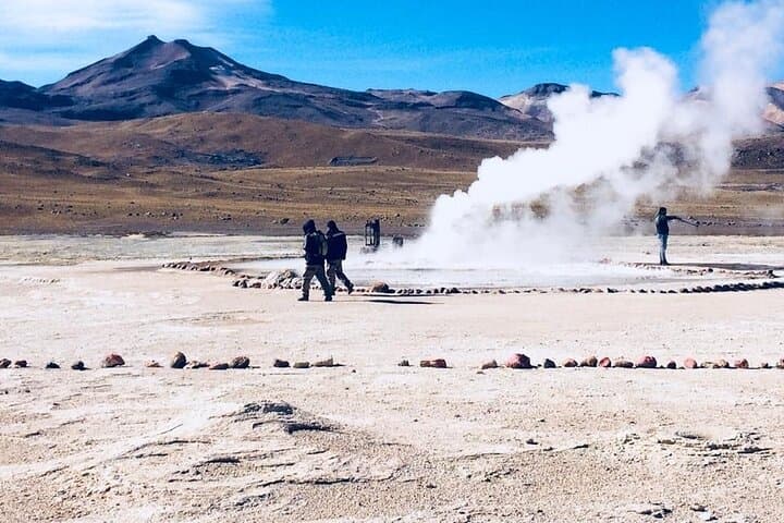 3-Day Atacama Essentials: Moon Valley, Cejar, Tatio & Stargazing photo 4