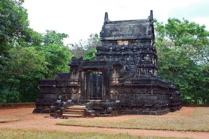 Day trip from Kandy: Private tour to Sigiriya, Dambulla & Ranweli spice garden photo 5