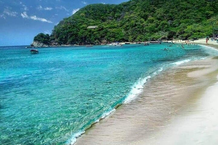 Playa Cristal Day Trip from Santa Marta: Snorkel, Beach and Tayrona’s Coastal Wilds photo 2