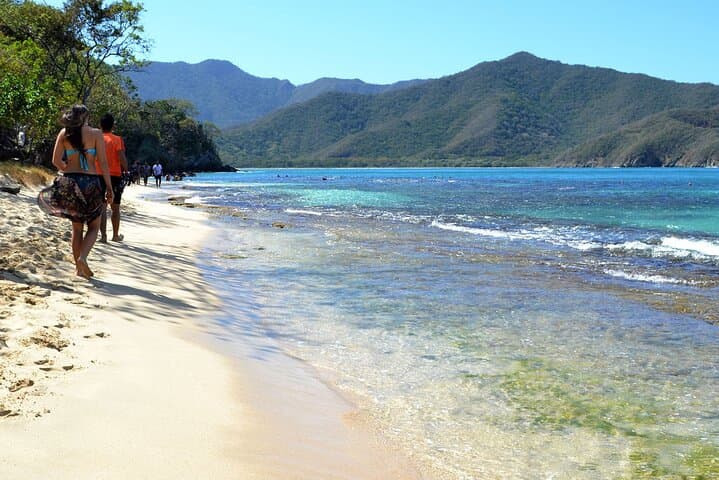 Playa Cristal Day Trip from Santa Marta: Snorkel, Beach and Tayrona’s Coastal Wilds photo 5