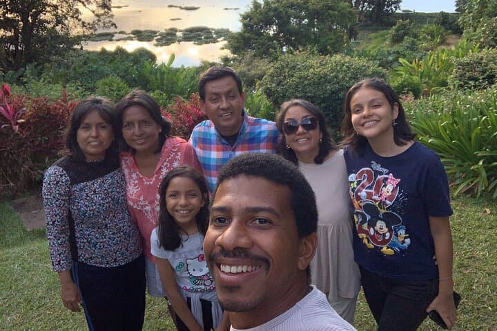 Private Driver in Costa Rica — 10-Hour Personalized Day Trip with Local Driver