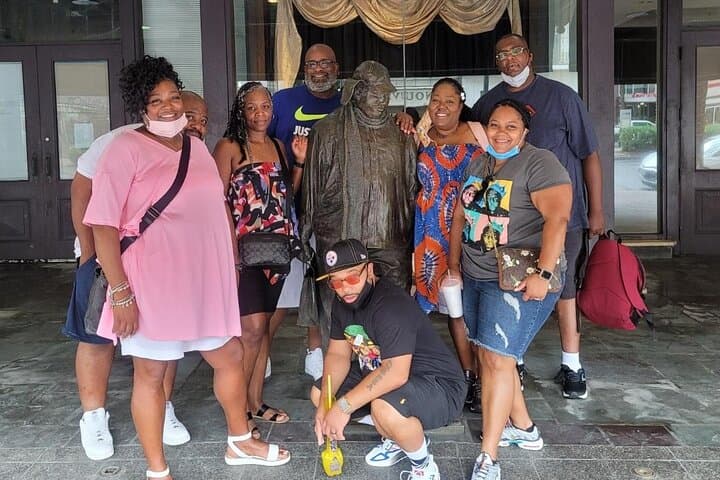 Cincinnati Shuffle: Urban Scavenger Hunt from Fountain Square to the Riverfront photo 4