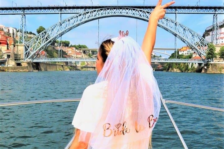 Douro River Shared Day Cruise from Porto — Champagne & Historic Bridges photo 4