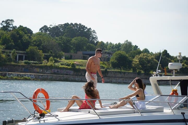 Douro River Shared Day Cruise from Porto — Champagne & Historic Bridges photo 6